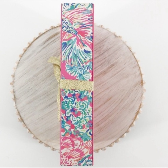 Lilly Pulitzer - Picture 3 of 3